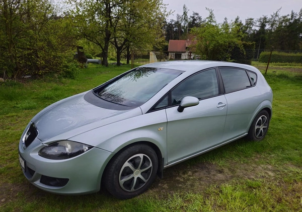 Seat Leon cena 11000 przebieg: 330950, rok produkcji 2005 z Płońsk małe 137